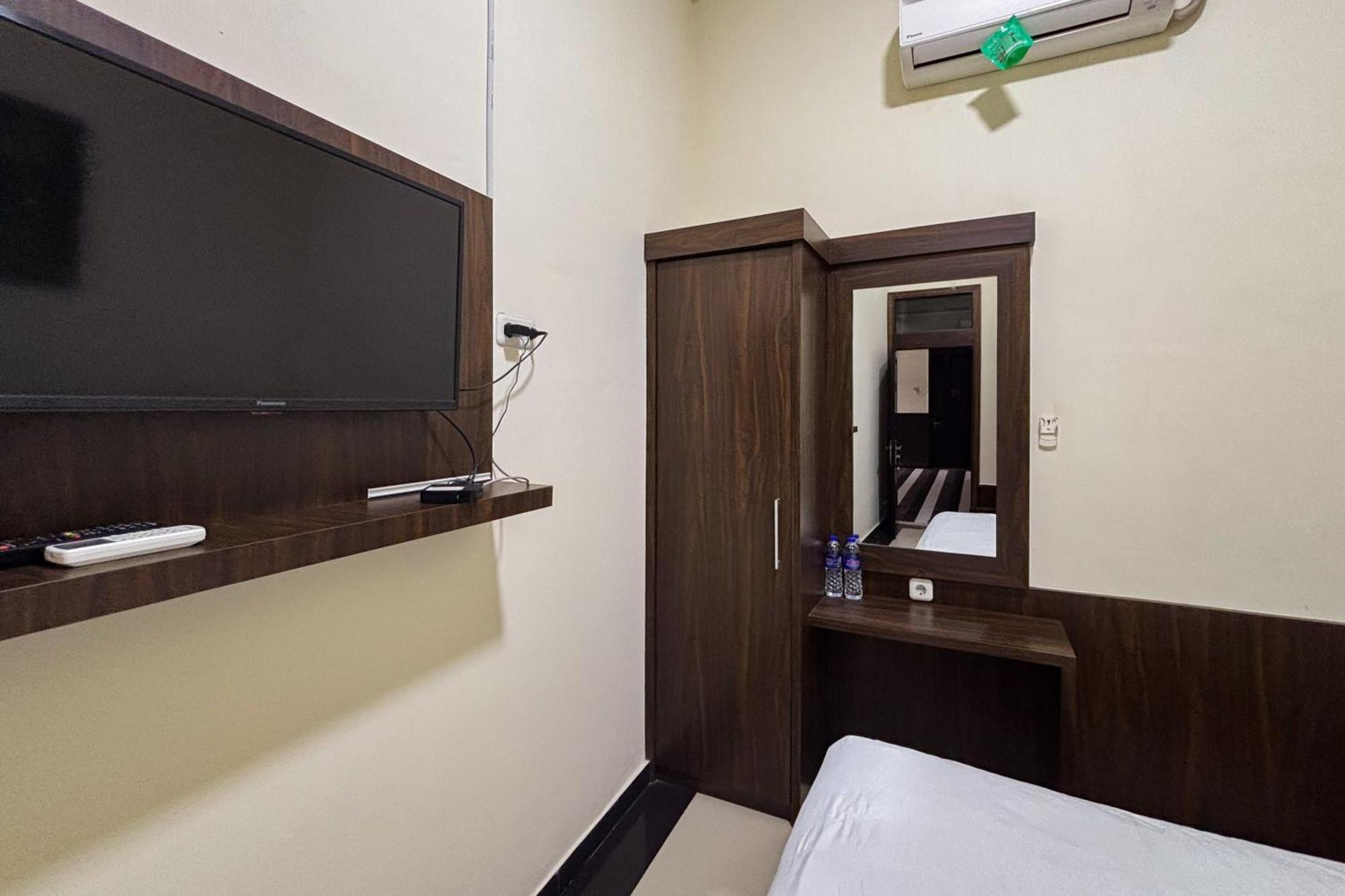 Urbanview Alfiya Hotel Lampung Bandar Lampung Eksteriør bilde