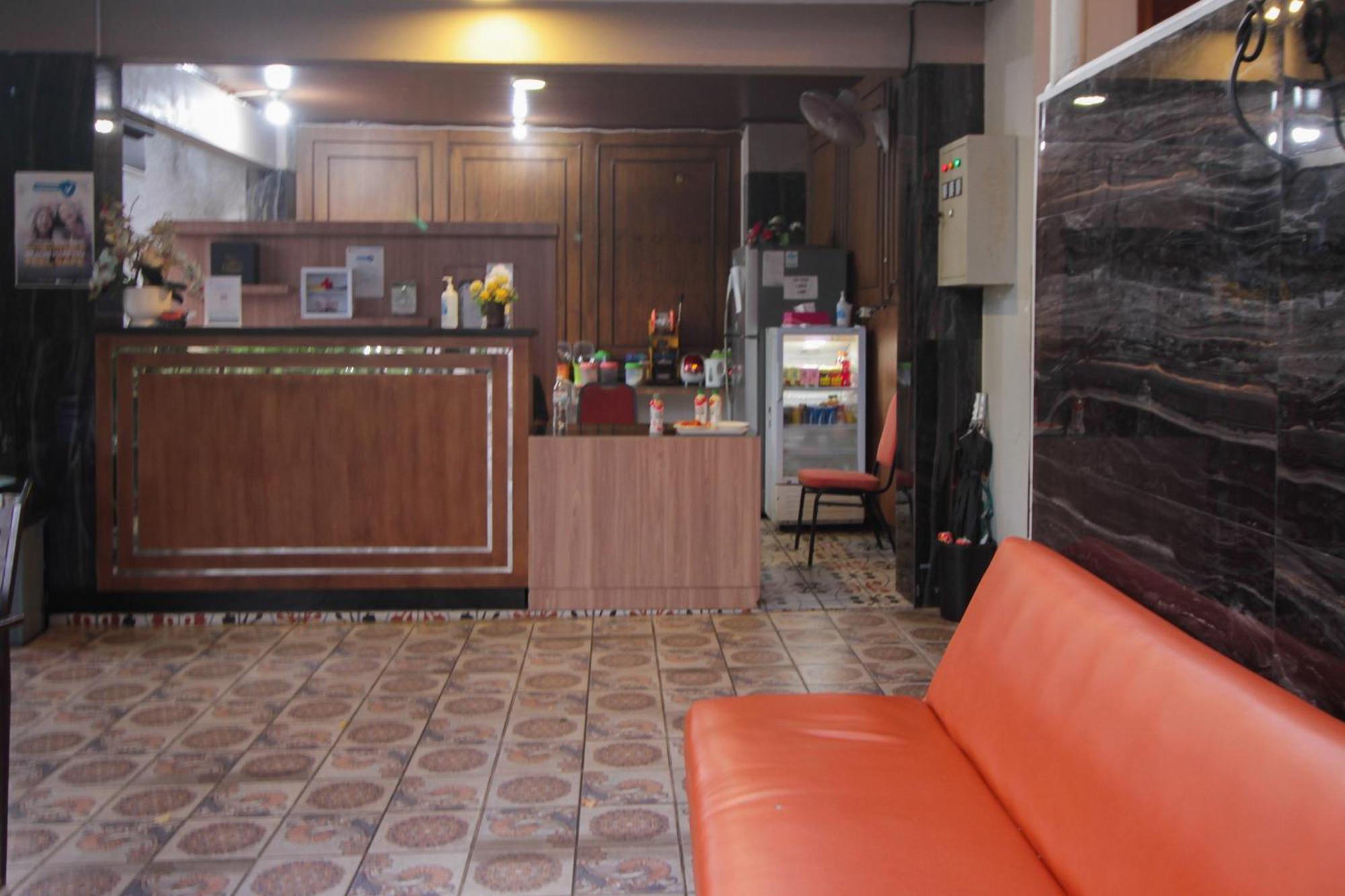 Urbanview Alfiya Hotel Lampung Bandar Lampung Eksteriør bilde